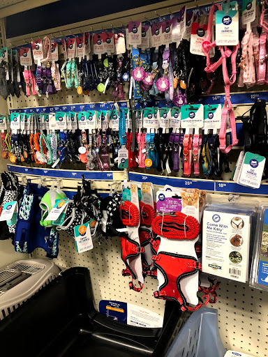 Pet Supply Store «PetSmart», reviews and photos, 190 Rt 10 West, East Hanover, NJ 07936, USA