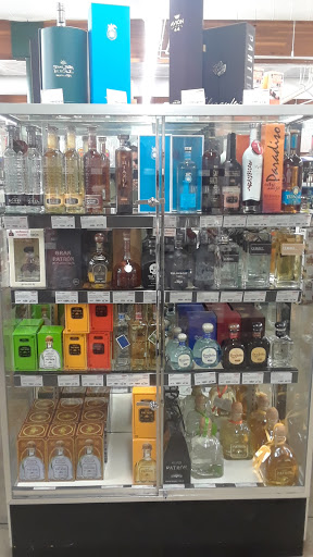 Wine Store «BevMo!», reviews and photos, 2000 N Tustin St, Orange, CA 92865, USA