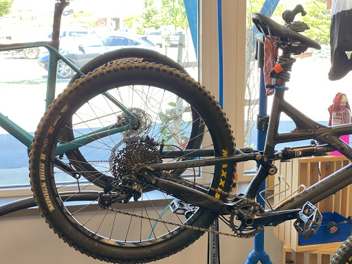 Ski Shop «R J Bradley Ski & Bike», reviews and photos, 312 Great Rd, Littleton, MA 01460, USA