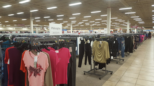 Clothing Store «Burlington Coat Factory», reviews and photos, 510 Howe Ave, Cuyahoga Falls, OH 44221, USA