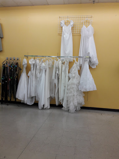 Thrift Store «Garland Road Thrift Store», reviews and photos, 10030 Garland Rd, Dallas, TX 75218, USA
