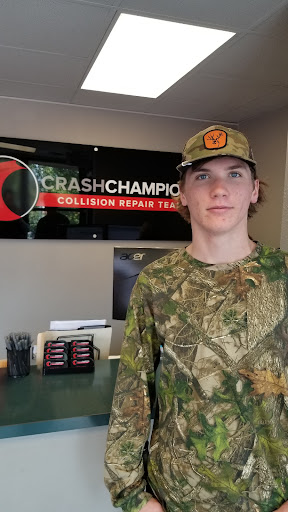 Auto Body Shop «Dodson-Williams Auto Body», reviews and photos, 502 W Walnut St, Springfield, MO 65806, USA