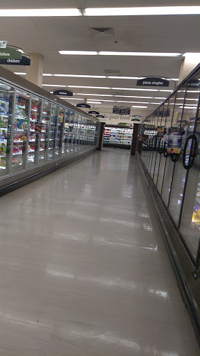 Grocery Store «Kroger», reviews and photos, 26130 Gratiot Ave, Roseville, MI 48066, USA