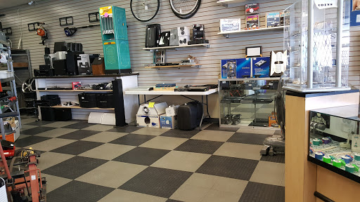 Gun Shop «V I P Pawn & Gun», reviews and photos, 2201 S Combee Rd, Lakeland, FL 33801, USA