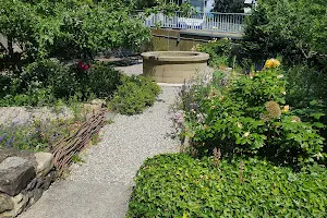 Jardin du Prieuré de Saint-Jean image