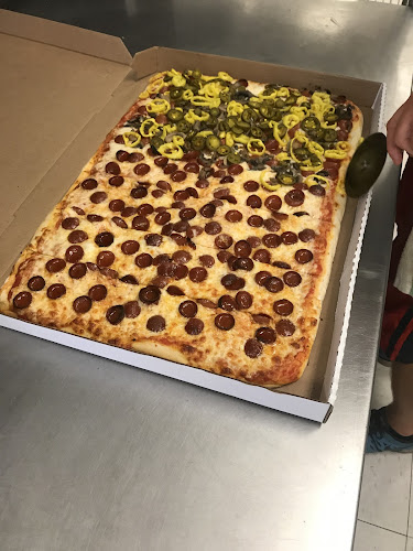 #1 best pizza place in Buffalo - Bailey N Doat Pizzeria
