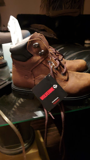 Shoe Store «Shoe Carnival», reviews and photos, 907 Great East Plaza, Niles, OH 44446, USA