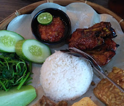 Nasi Tempong D'Rempong photo