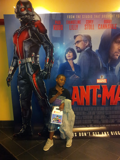 Movie Theater «AMC Marple 10», reviews and photos, 400 S State Rd, Springfield, PA 19064, USA