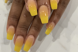 Nails Up Spa (Eastfield Village)