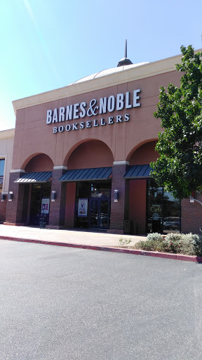 Book Store «Barnes & Noble Booksellers South Corona», reviews and photos, 2470 Tuscany St #101, Corona, CA 92881, USA