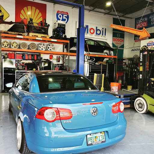 Auto Repair Shop «European Performance & Repair», reviews and photos, 400 1st St #10, Vero Beach, FL 32962, USA