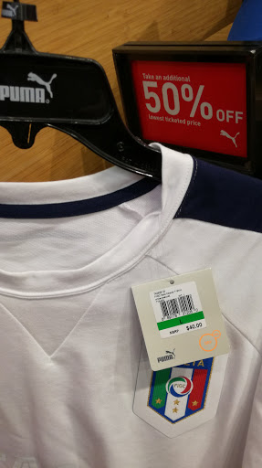 Shoe Store «PUMA», reviews and photos, 4977 International Dr #3b, Orlando, FL 32819, USA
