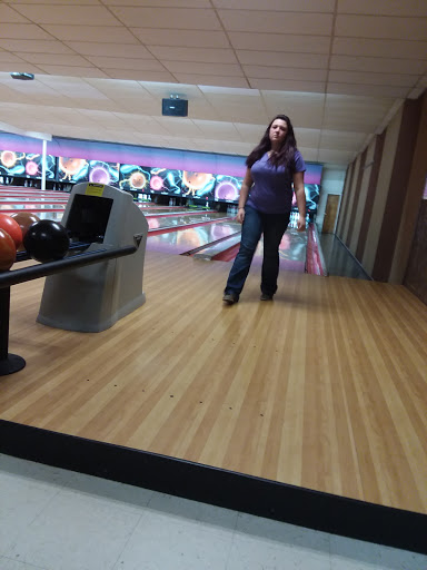 Bowling Alley «Parkside Lanes», reviews and photos, 815 S Co Rd 200 W, Greensburg, IN 47240, USA