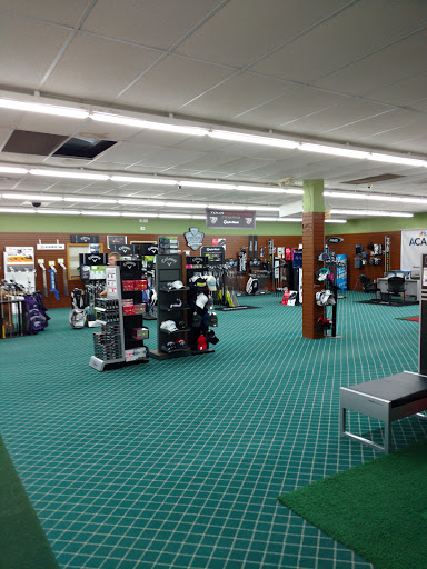 Golf Driving Range «Robin Nigro Golf Academy», reviews and photos, 1 E 135th St, Kansas City, MO 64145, USA