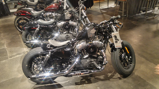 Harley-Davidson Dealer «PDX Speed Shop Harley-Davidson», reviews and photos, 1313 NW Kearney St, Portland, OR 97209, USA
