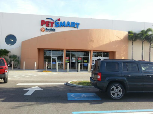 PetSmart, 11331 Causeway Blvd, Brandon, FL 33511, USA, 