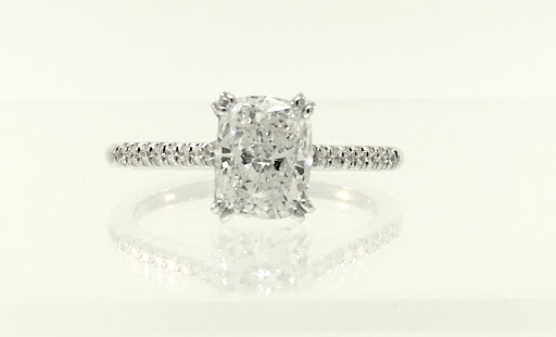 Jewelry Store «Henry C Reid & Son», reviews and photos, 1591 Post Rd, Fairfield, CT 06824, USA