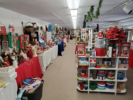 Thrift Store «The Salvation Army Family Store & Donation Center», reviews and photos, 501 Plum St, Red Wing, MN 55066, USA