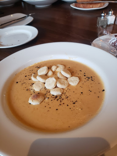 Seafood Restaurant «Devon Seafood + Steak», reviews and photos, 27 W Chocolate Ave, Hershey, PA 17033, USA