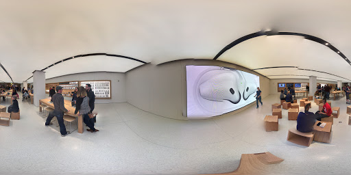 Computer Store «Apple Mayfair», reviews and photos, 2500 N. Mayfair Road, Wauwatosa, WI 53226, USA