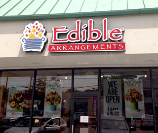 Gift Shop «Edible Arrangements», reviews and photos, 3710 Main St Suite #3, Bridgeport, CT 06606, USA