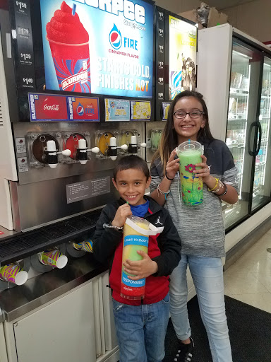 Convenience Store «7-Eleven», reviews and photos, 1740 W Dempster St, Mt Prospect, IL 60056, USA