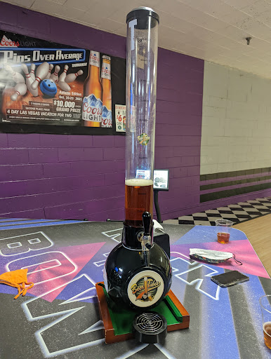 Bowling Alley «Diversey River Bowl», reviews and photos, 2211 W Diversey Pkwy, Chicago, IL 60647, USA