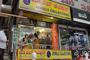 Jewels Collections image