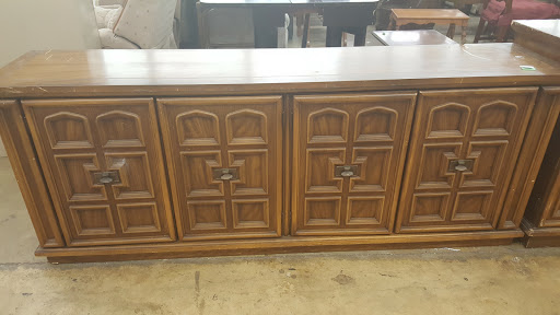 Thrift Store «AMVETS Memphis», reviews and photos, 2526 Elvis Presley Blvd, Memphis, TN 38106, USA