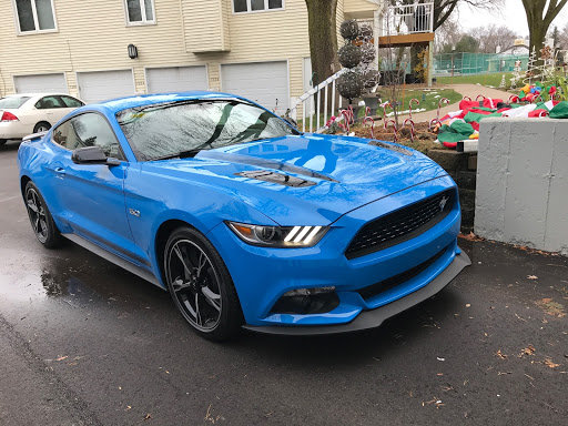 Car Dealer «Metropolitan Ford of Eden Prairie», reviews and photos, 12477 Plaza Dr, Eden Prairie, MN 55344, USA