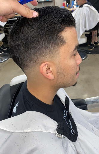 Barber Shop «Gateway Barbershop», reviews and photos, 18256 E Williams Field Rd #4, Gilbert, AZ 85142, USA