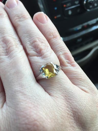 Jewelry Store «Reis-Nichols Jewelers Greenwood», reviews and photos, 789 US-31, Greenwood, IN 46142, USA