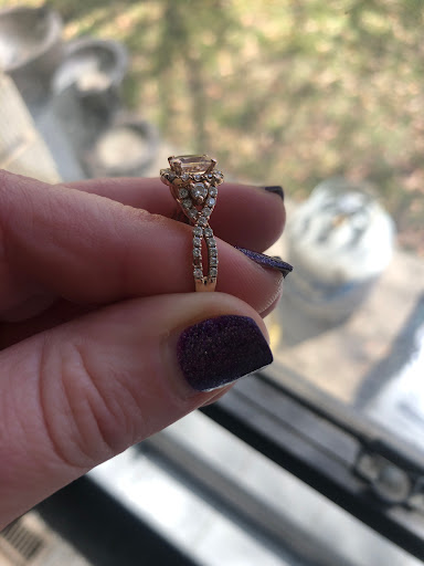 Jewelry Store «Morgan Jewelers -Gateway Mall», reviews and photos, 11 S Rio Grande St, Salt Lake City, UT 84101, USA