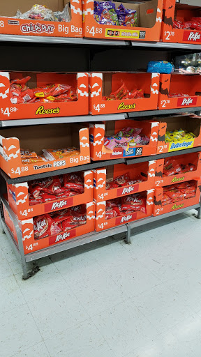 Supermarket «Walmart Neighborhood Market», reviews and photos, 727 W Golf Rd, Des Plaines, IL 60016, USA