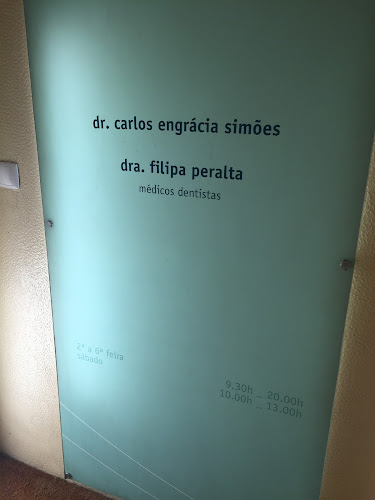 Carlos Simões Clínica de Medicina Dentária - Almada