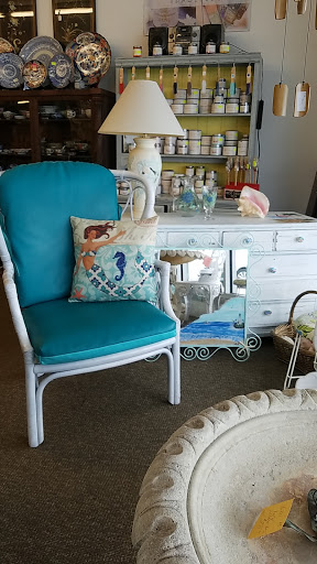 Antique Store «Coronado Antiques Mall», reviews and photos, 1433 S Dixie Fwy, New Smyrna Beach, FL 32168, USA