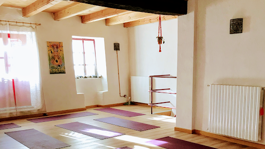 Centro Radha Krishna Yoga Via al Castello, 74/74, 12039 Verzuolo CN, Italia