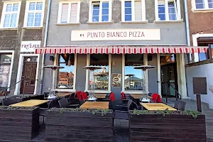 Punto Bianco Pizza image