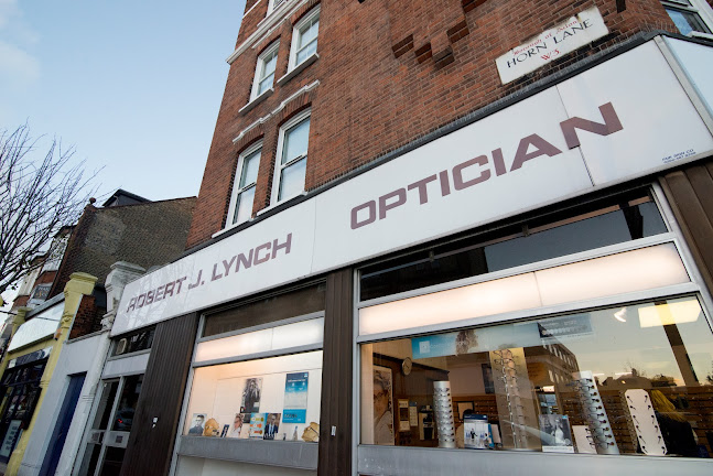 Lynch R J (Opticians) Ltd