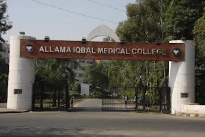 Allama Iqbal Medical College image