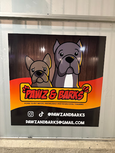 Pawz and Barks LLC