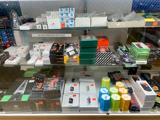 Tobacco Shop «Smokers Heaven KC», reviews and photos, 10145 Wornall Rd, Kansas City, MO 64114, USA