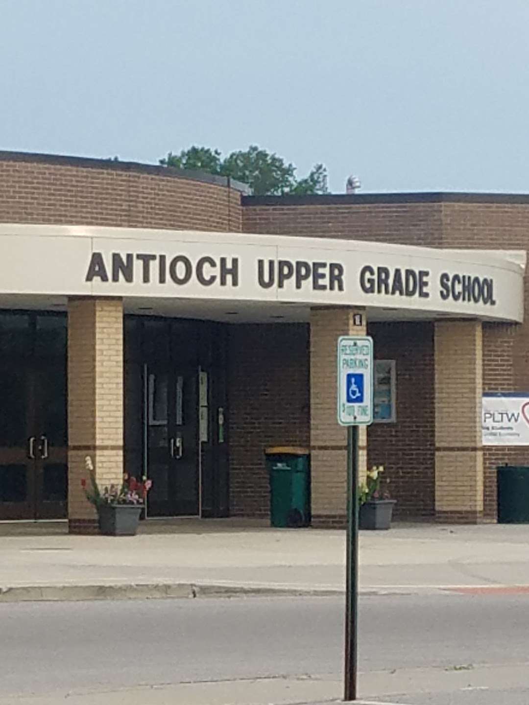 Antioch Upper Grade School