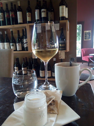 Bar «Village Wines», reviews and photos, 14450 Woodinville-Redmond Rd NE, Woodinville, WA 98072, USA