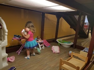 The Childrens Play Gallery - photo 11