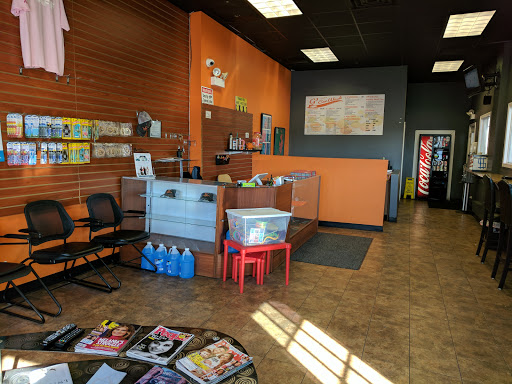 Car Wash «G3 Hand Car Wash, LLC», reviews and photos, 3445 N Western Ave, Chicago, IL 60618, USA