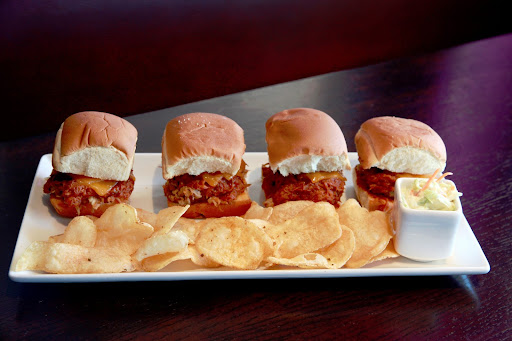 Sports Bar «House of Music & Entertainment», reviews and photos, 1227 N Rand Rd, Arlington Heights, IL 60004, USA