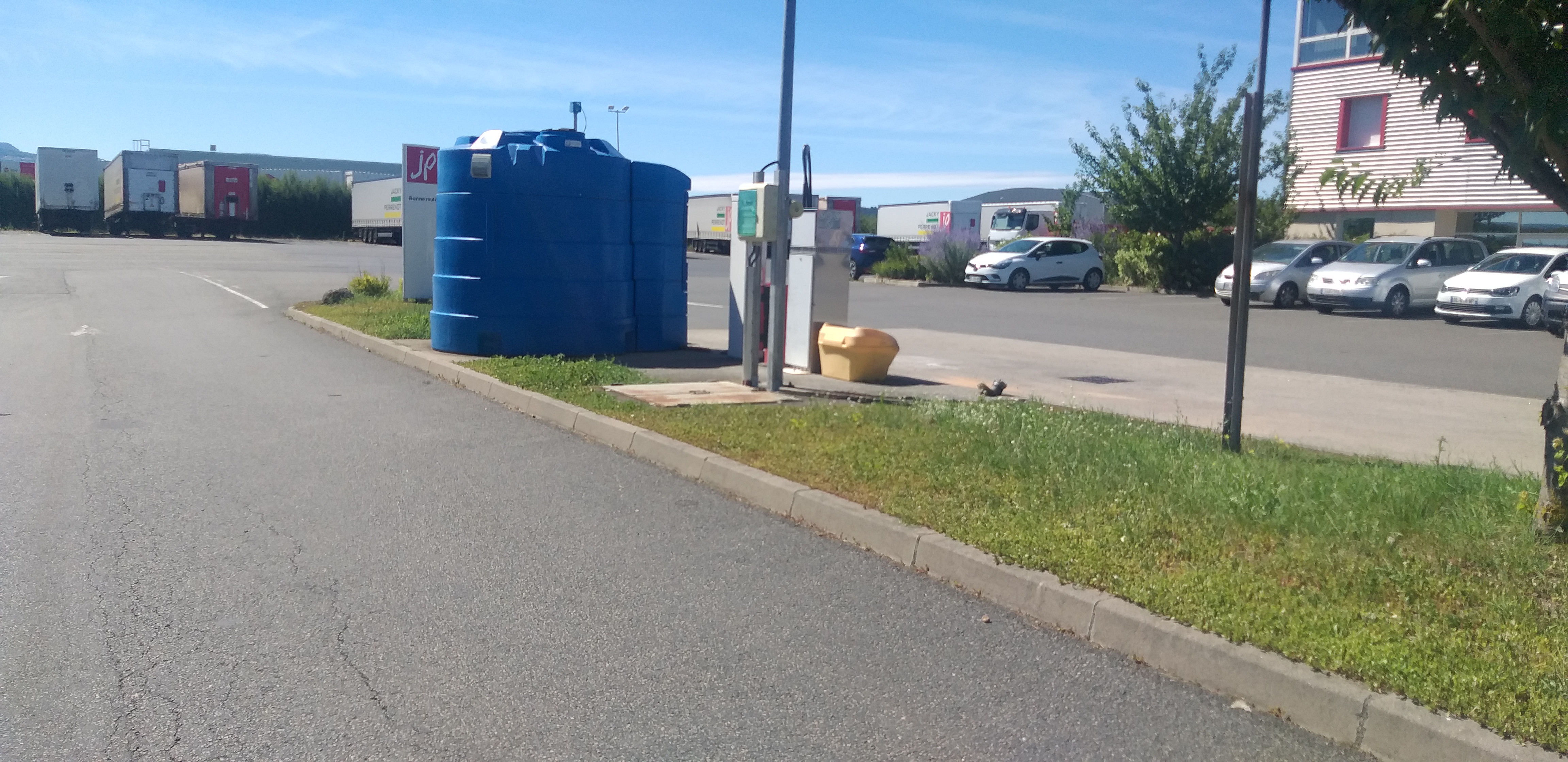 Photo n° 3 de l'avis de Serj. fait le 14/07/2022 à 10:26