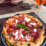 Photo n°3 de l'avis de Mateusz.i fait le 17/07/2023 à 21:32 sur le  LUX Food & Drink à Massa